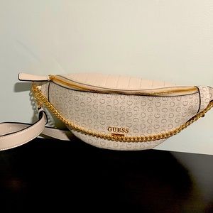 Guess Fanny bag